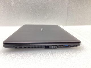 pc portatil asus f540ya