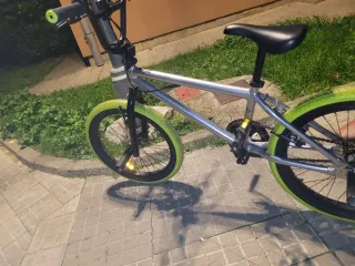 Bicicleta BMX como nueva