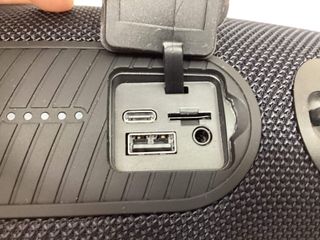 altavoz portatil bluetooth ortizan m8