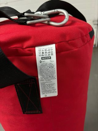 Saco de Boxe Outshock c/ Luvas 10oz, material NOVO