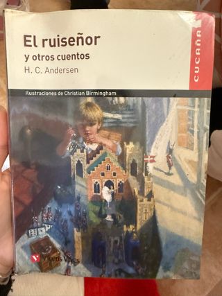 El Ruisenor y Otros Cuentos / The Nightingale a...