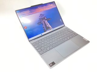 pc portatil lenovo 21kr