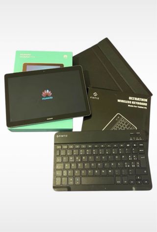Huawei MediaPad T3 T10 + Tastiera + Cover omaggio