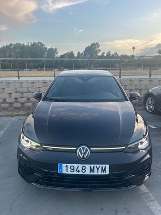 Volkswagen Golf Negro