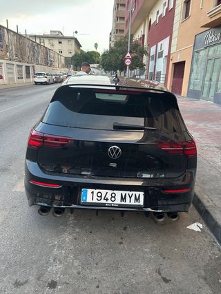 Volkswagen Golf Negro