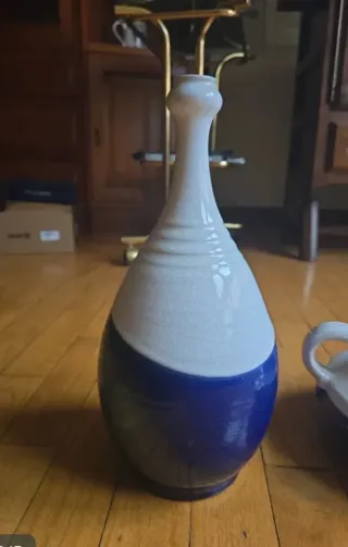 Jarrón Cerámica Azul y Blanco