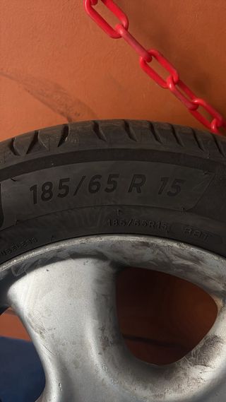 Rueda michelin  nueva sin llanta