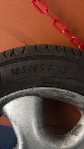 Rueda michelin  nueva sin llanta