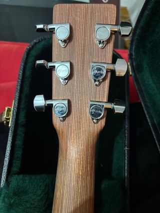 Guitarra Acústica Martin OM1E