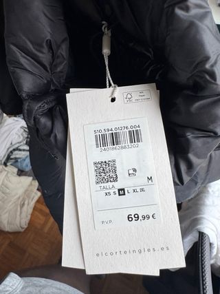 Chaqueta negra sin mangas