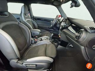 MINI Cooper JOHN COOPER WORKS