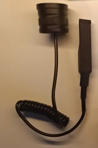 Linterna Táctica LED + Accesorios