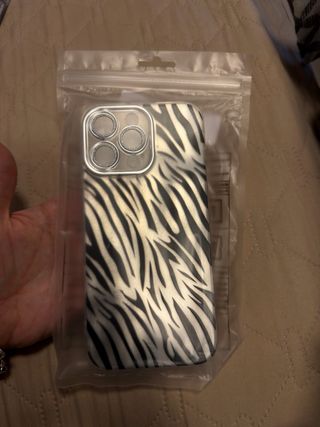 FUNDAS IPHONE 16 PRO MAX SIN ABRIR 2€ CADA FUNDA