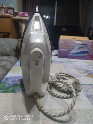 Plancha de vapor Ufesa semi nueva