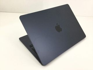 portatil apple apple macbook air m4 10-core 4.4 13 (8gpu) (2025) (a3240)