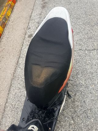 Yamaha Jog R Scooter Roja