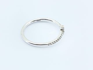 anillo oro 18k con piedra con diamante