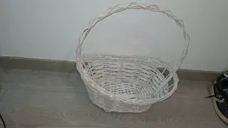 Nuovo cestino bianco in vimini