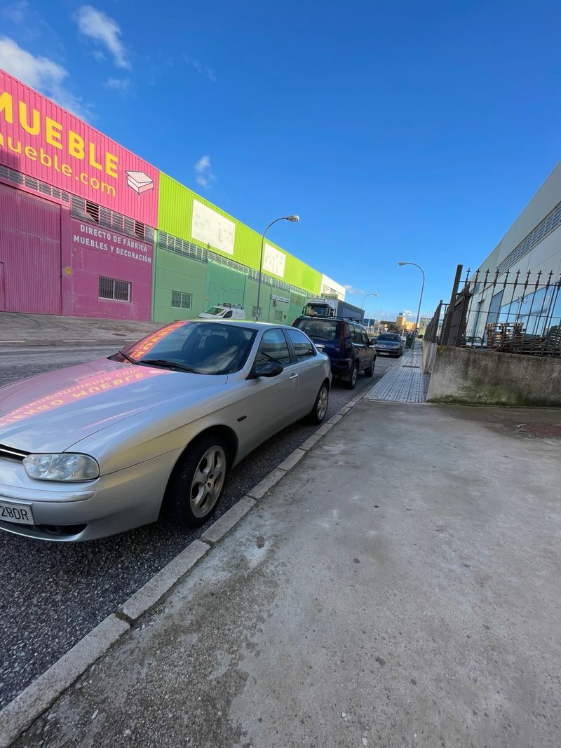 Alfa Romeo 156 - foto 1