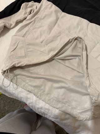 chaqueta de entrenamiento Adidas Beige y Negro