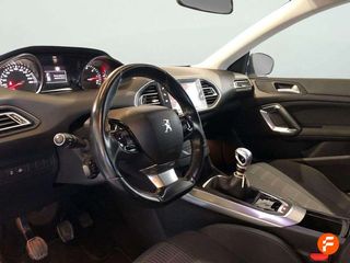 Peugeot 308 5p Allure 1.5 BlueHDi 96KW (130CV)