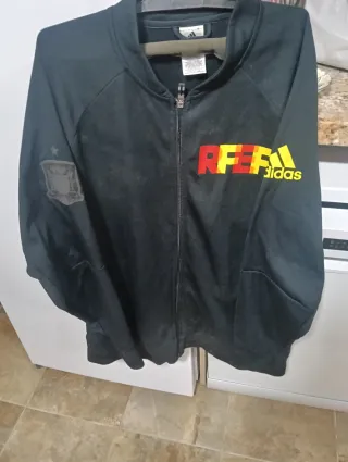 Lote de sudaderas marca (Adidas, ripcurl,volcom..)