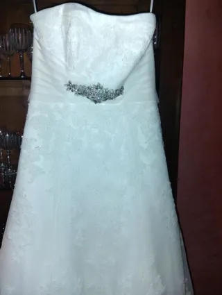 Traje de Novia con Velo y Zapatos