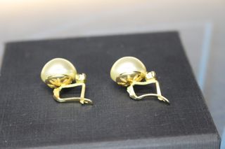 Pendientes vintage de perlas de agua dulce.