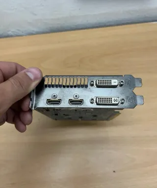 Gigabyte GTX 750 Tarjeta Gráfica