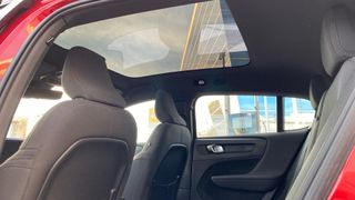 VOLVO C40 BEV 69KWH RECHARGE PLUS 5P