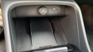 VOLVO C40 BEV 69KWH RECHARGE PLUS 5P