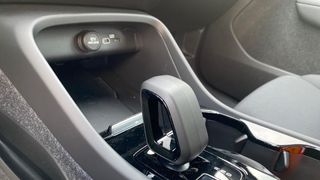 VOLVO C40 BEV 69KWH RECHARGE PLUS 5P