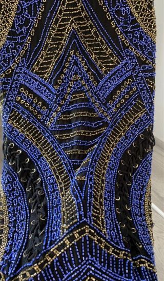 Vestido fiesta pedrería negro y azul