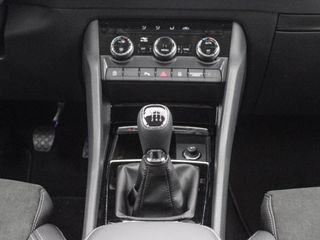 SKODA KAROQ 1.5 TSI 110KW PLUS 150 5P