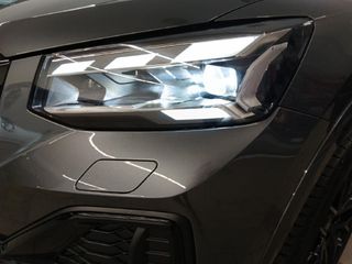 AUDI Q2 1.5 35 TFSI S TRONIC ADRENALIN BLACK ED 150 5P