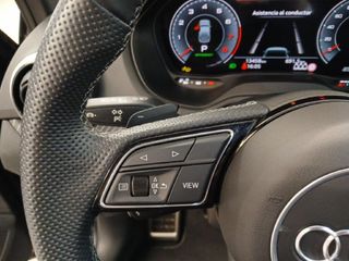 AUDI Q2 1.5 35 TFSI S TRONIC ADRENALIN BLACK ED 150 5P