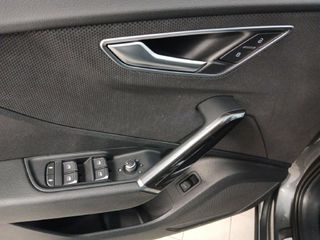 AUDI Q2 1.5 35 TFSI S TRONIC ADRENALIN BLACK ED 150 5P