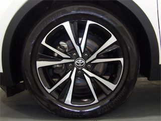 TOYOTA C-HR 2.0 220PH Advance