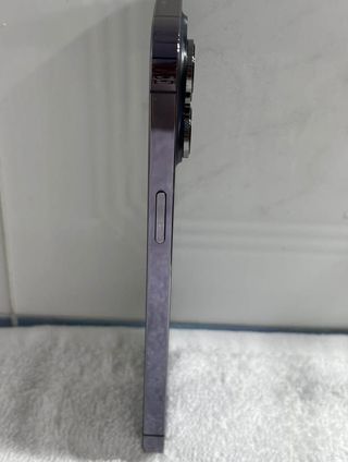 iPhone 14 Pro Max Morado