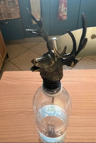 Versatore Jägermeister Testa di Cervo