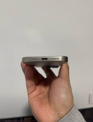 iPhone 15 Pro Max Gris