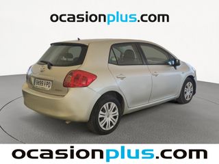 Toyota Auris 1.4 VVT-i 71 kW (97 CV)