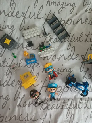 Lote Pinypon policia