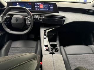 Peugeot 3008 1.2 145CV Allure Hybrid eDCS6