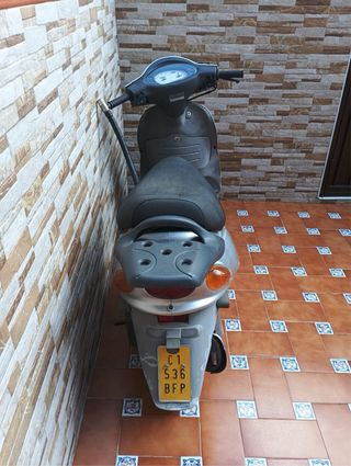 Daelim 49cc Scooter