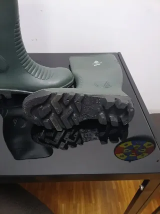 Botas de seguridad Delta Plus verdes