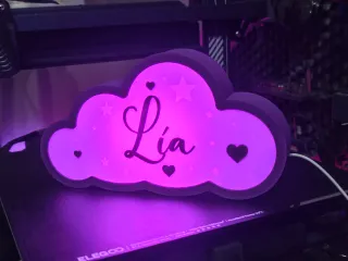 Lámpara infantil personalizada con nombre y color