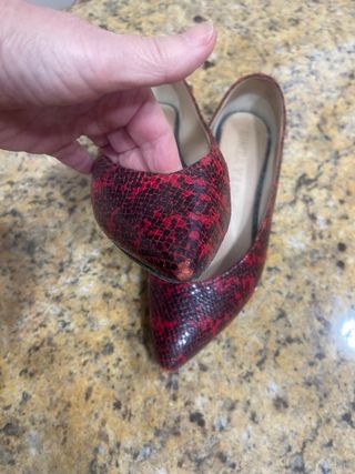 Bimba y Lola Zapatos Salón Rojo/Negro