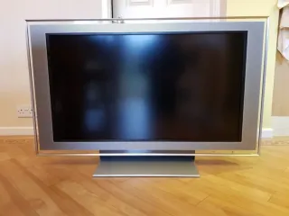 Televisor Sony Bravia 40 Full HD – Gris/Plat