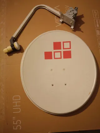 Antena Parabólica con LNB